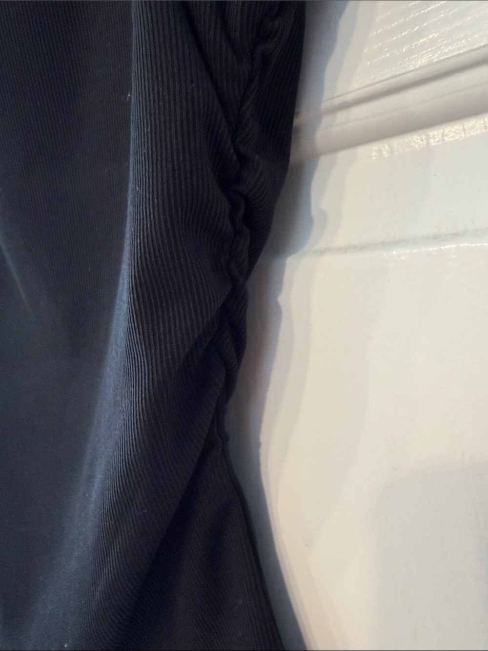 Express Black Structured Ribbed Tank Top - Picture 3 of 3